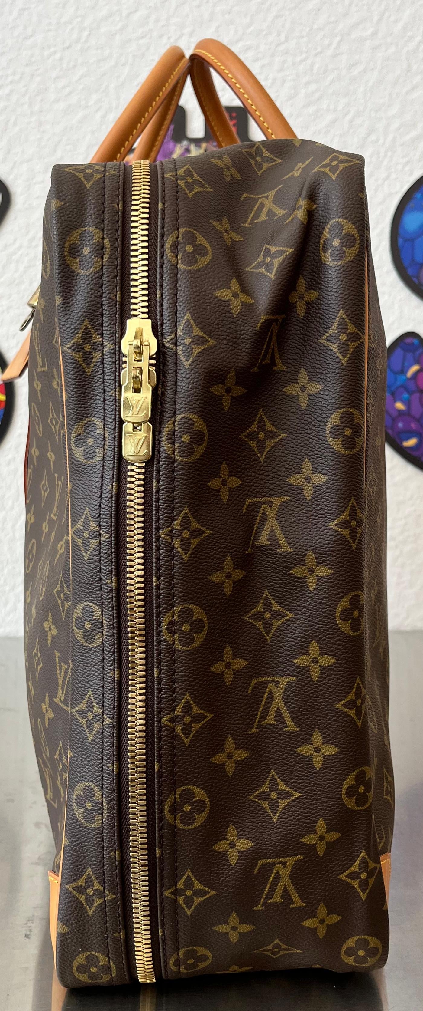 Louis Vuitton Sirius 50