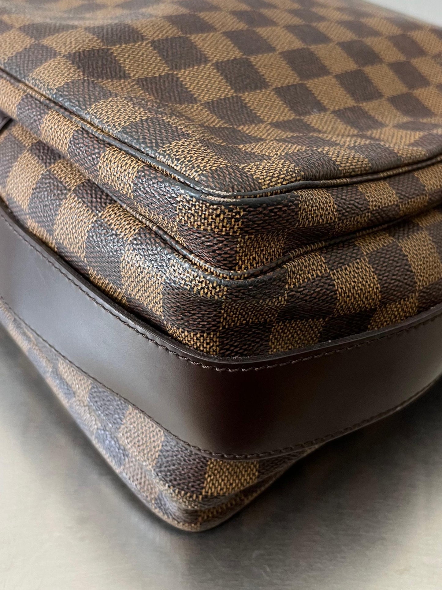 Louis Vuitton Naviglio Messenger