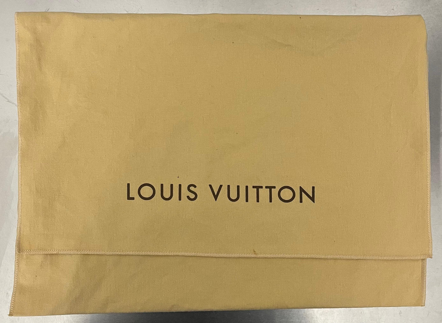 Louis Vuitton Porte Documents Jour Epi