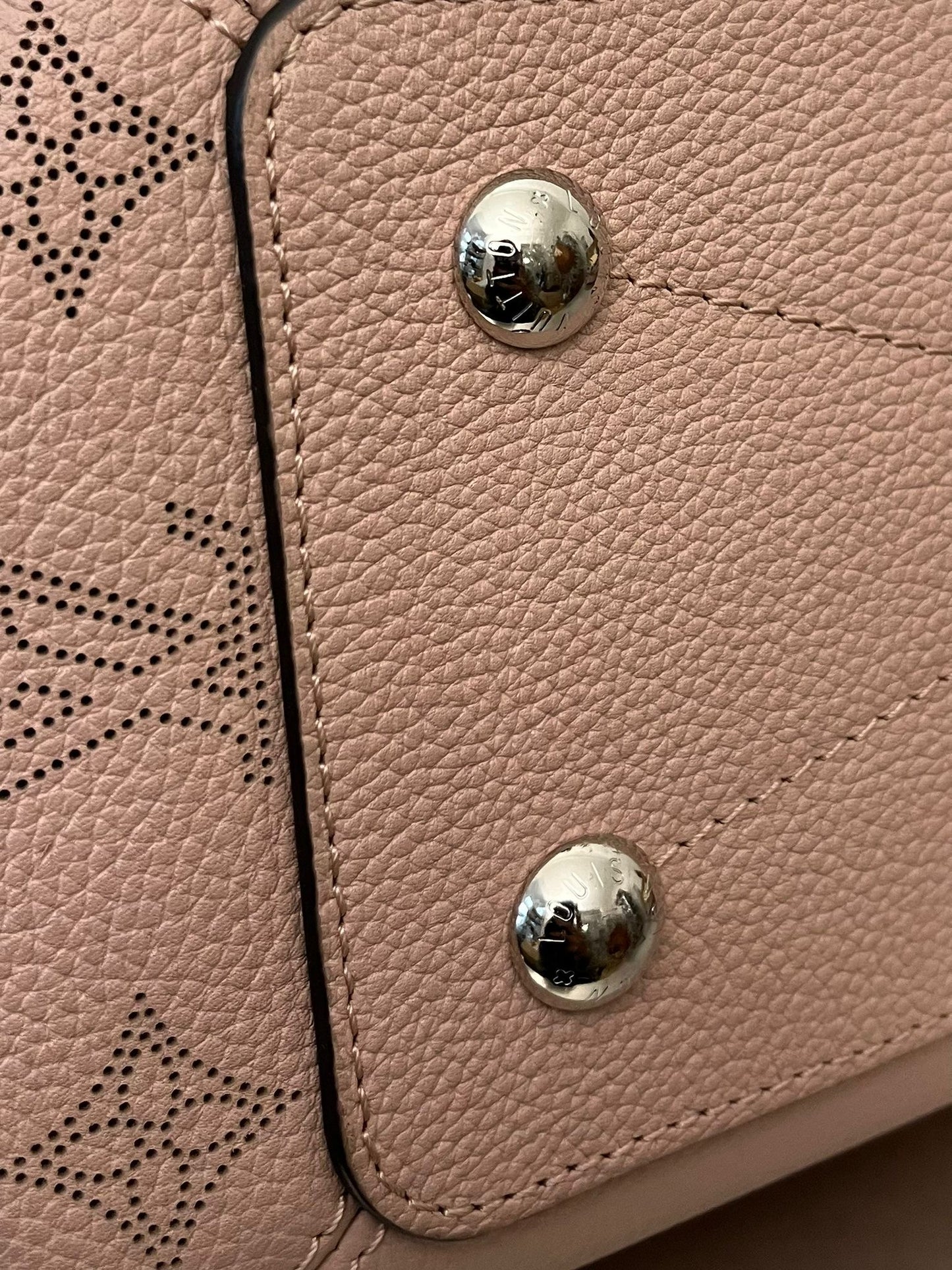 Louis Vuitton Haumea Magnolia Mahina