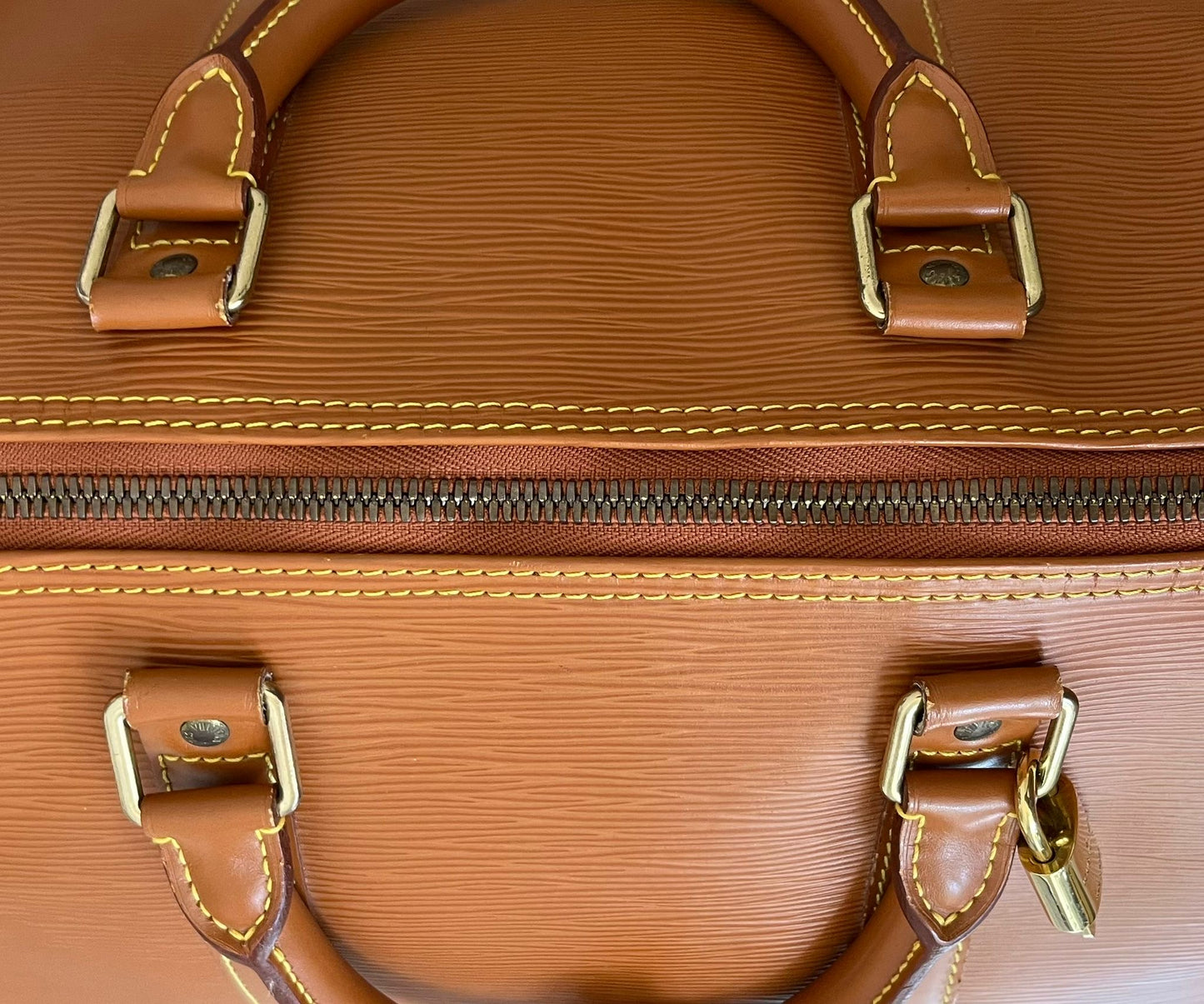 Louis Vuitton Keepall 55 Epi Leder