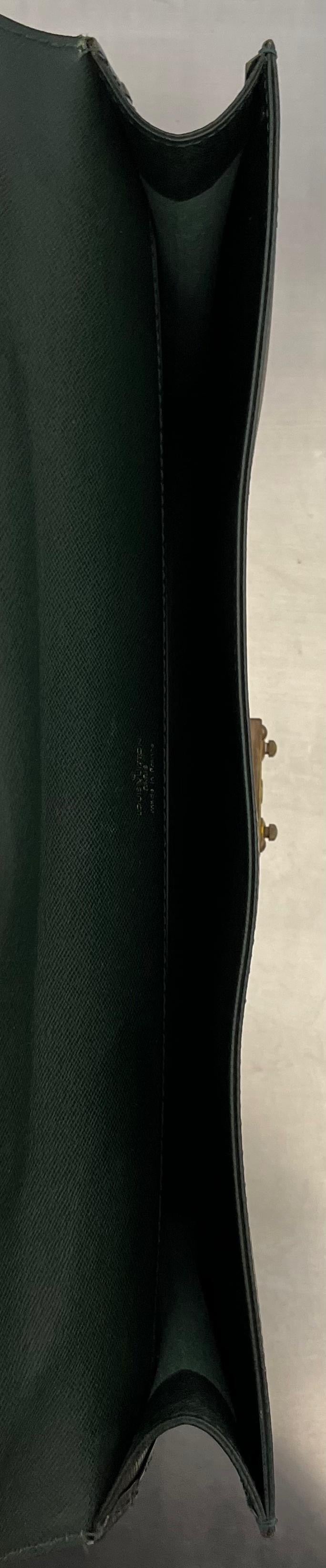 Louis Vuitton Serviette Kourad