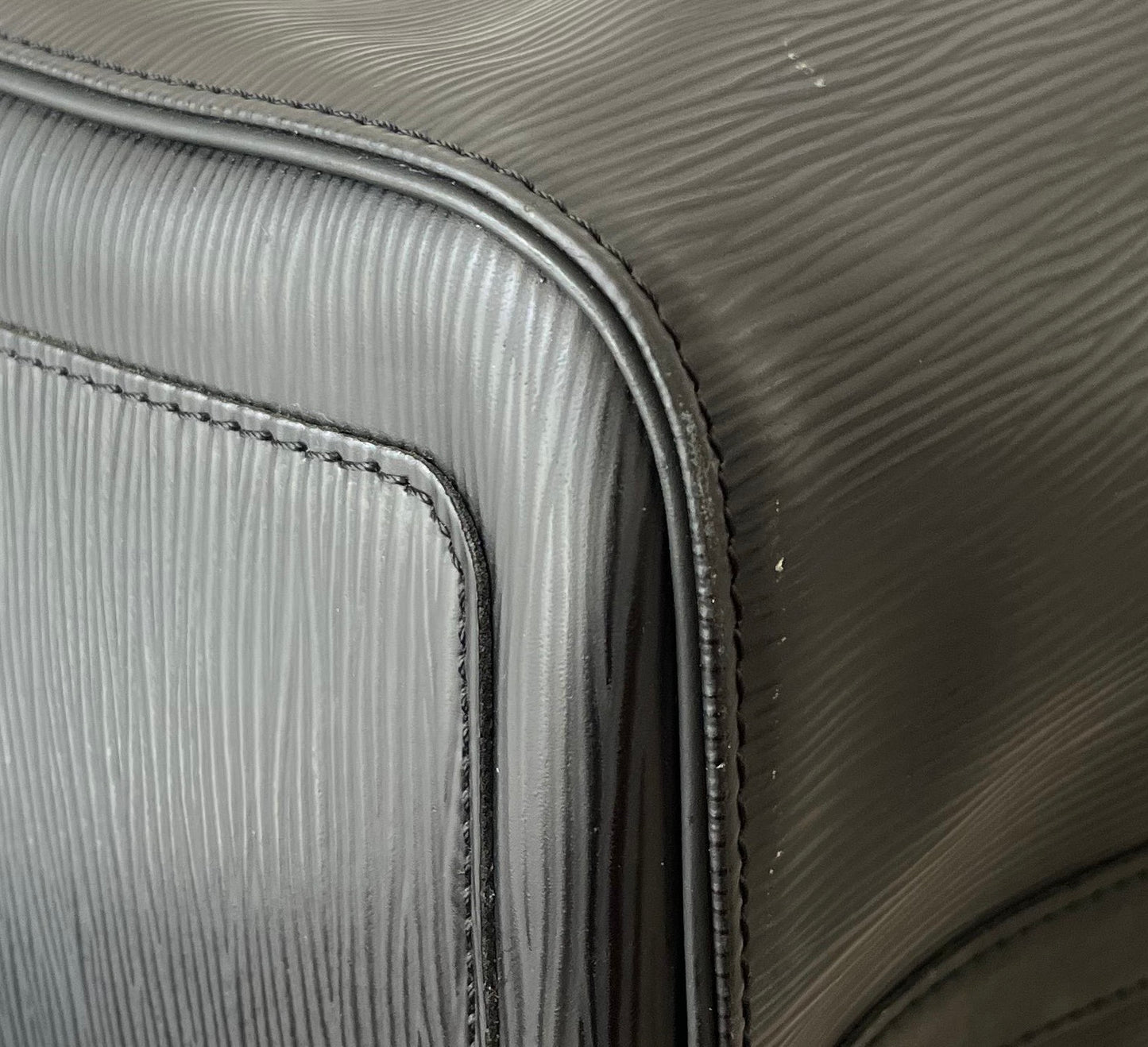 Louis Vuitton Keepall 45 Epi Leder