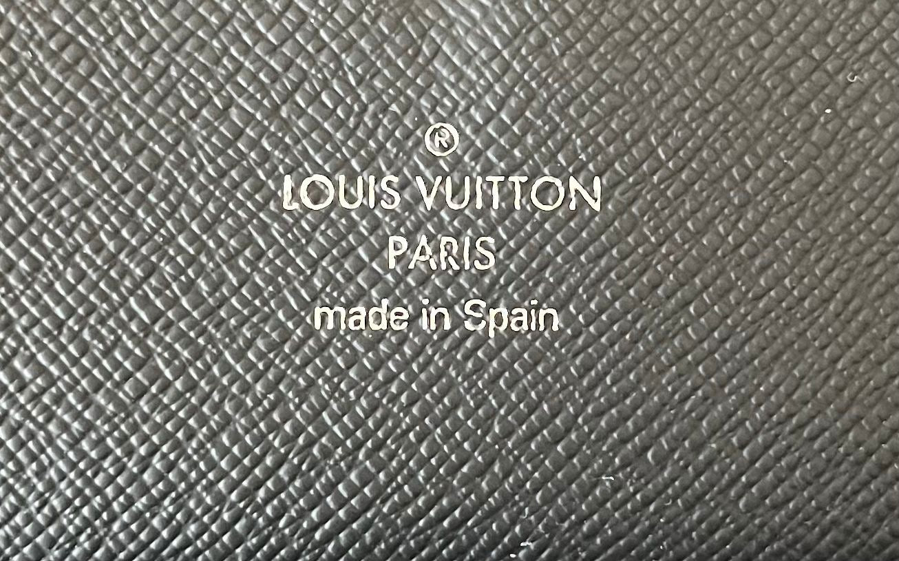 Louis Vuitton Zippy Organizer Epi