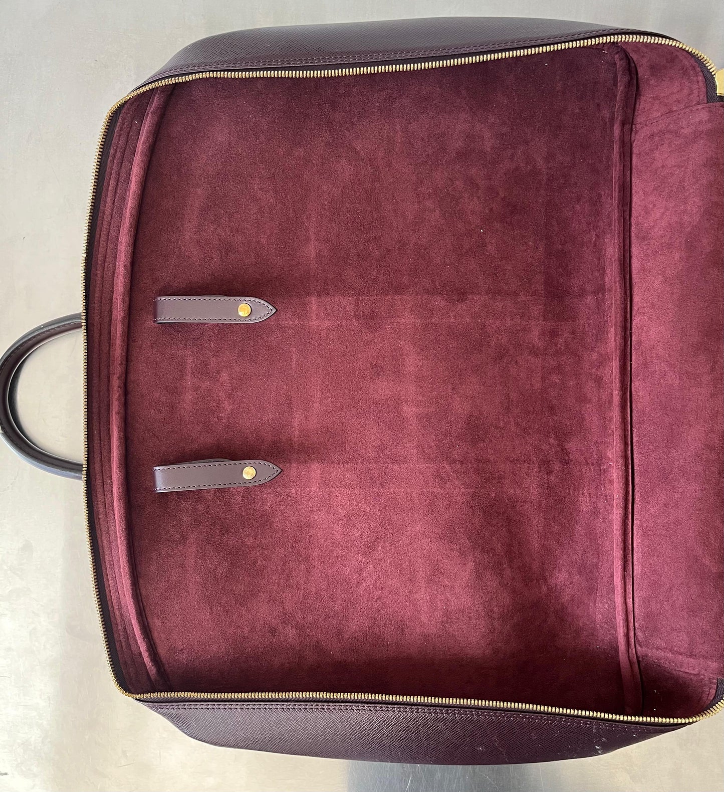 Louis Vuitton Helanga Taiga