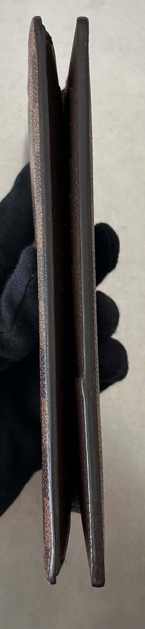 Louis Vuitton Brazza Damier