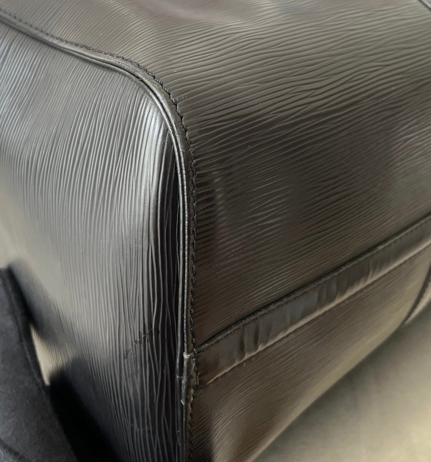 Louis Vuitton Keepall 45 Epi Leder
