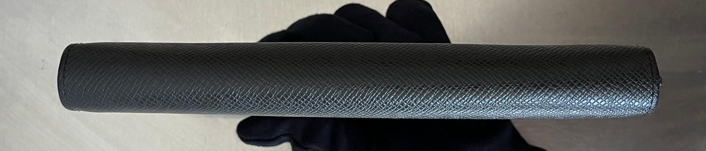 Louis Vuitton Zippy Organizer Taiga