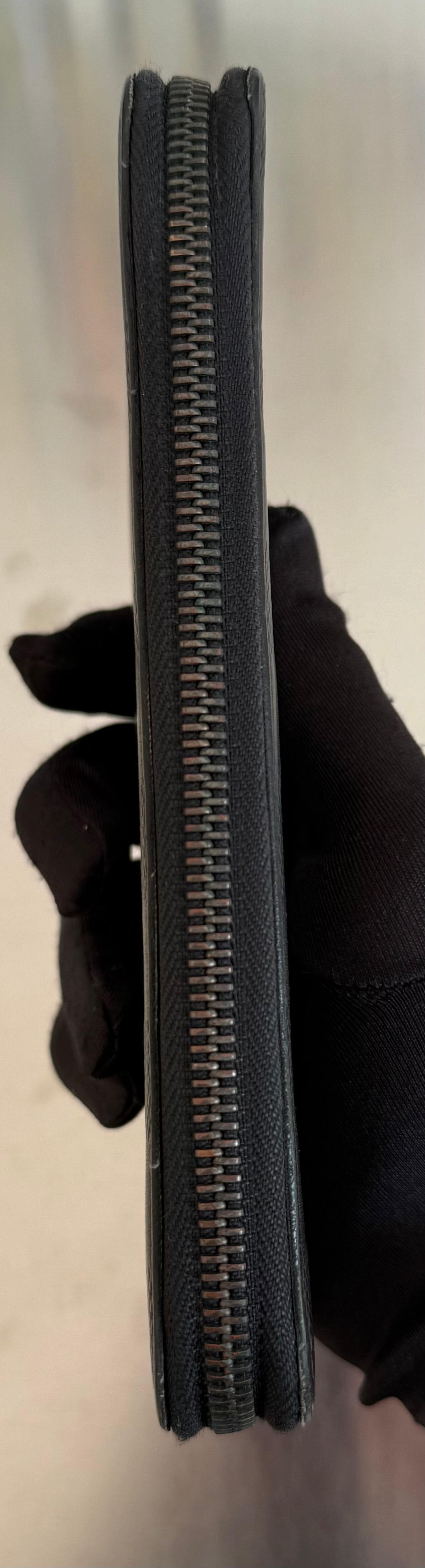Louis Vuitton Zippy Vertical Infini Leder