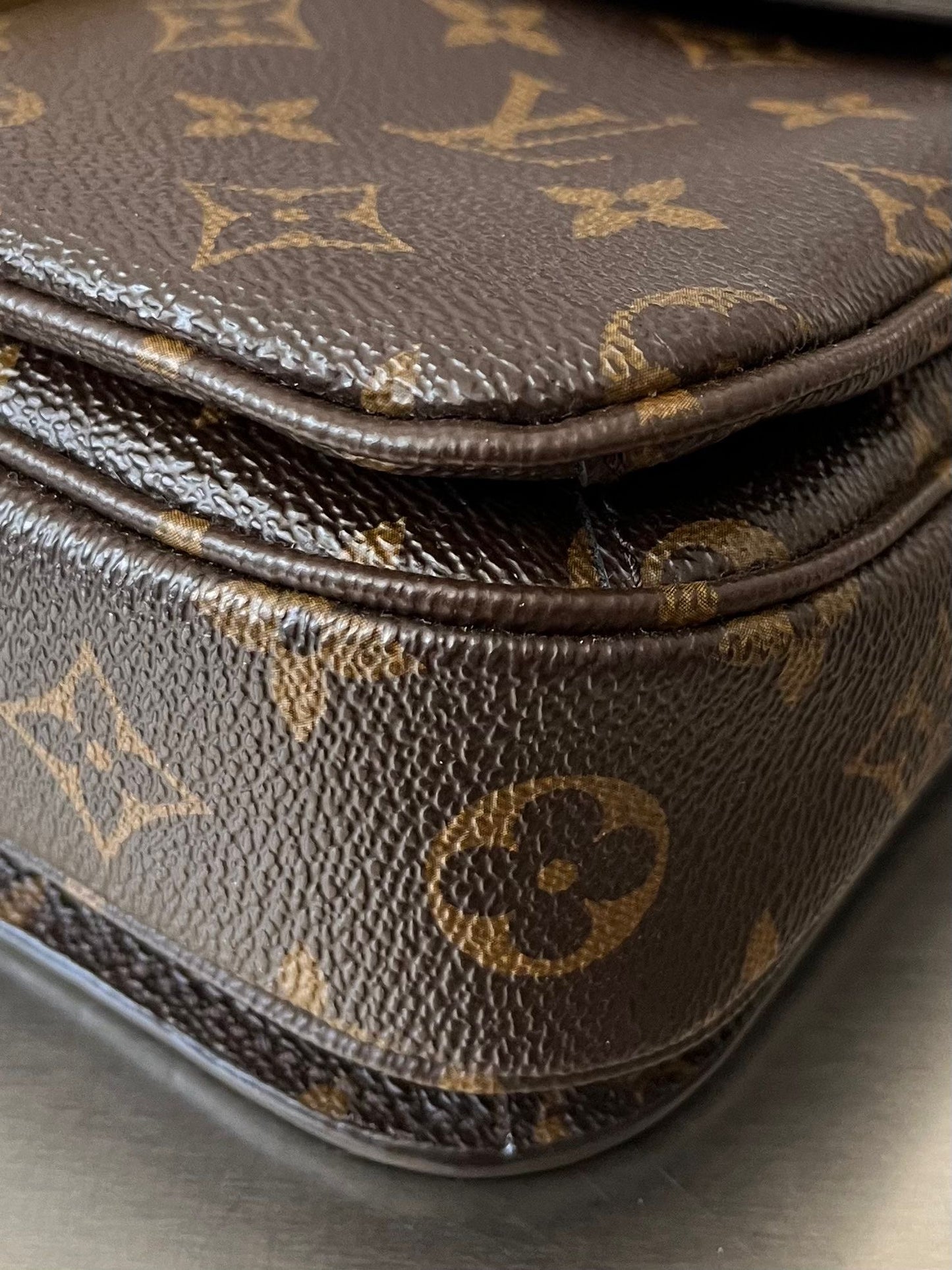 Louis Vuitton Metis Pochette MM