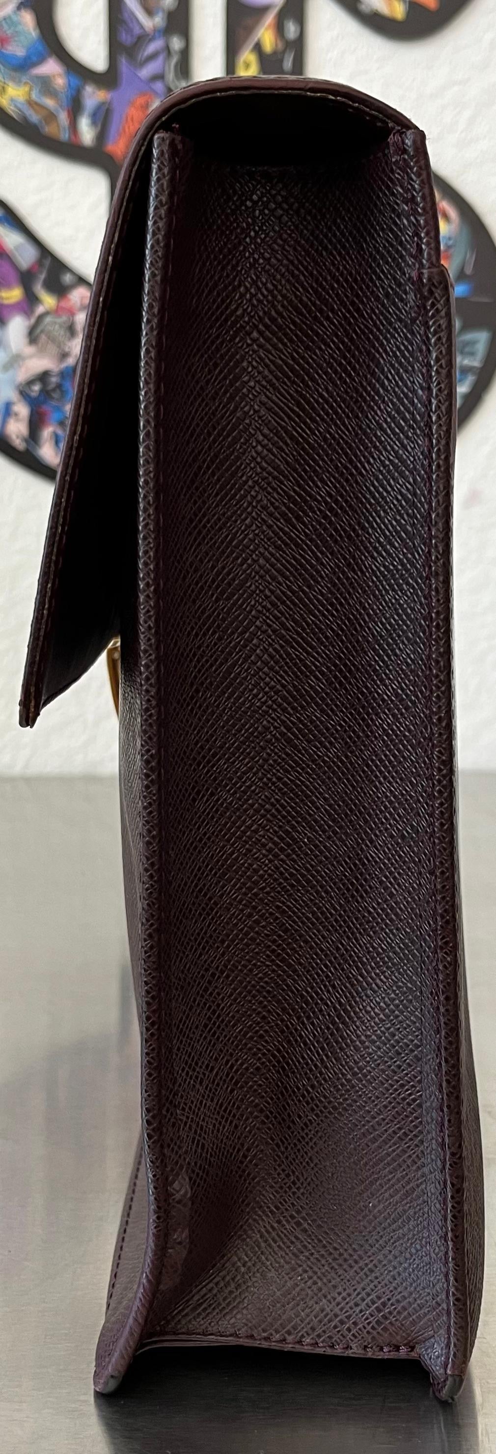 Louis Vuitton Angara Taiga
