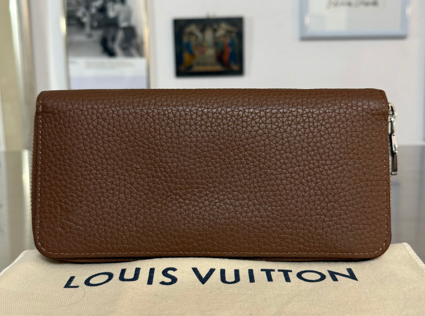 Louis Vuitton Zippy Vertical Taurillon Leder