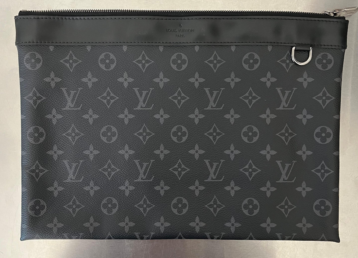 Louis Vuitton Pochette Discovery GM
