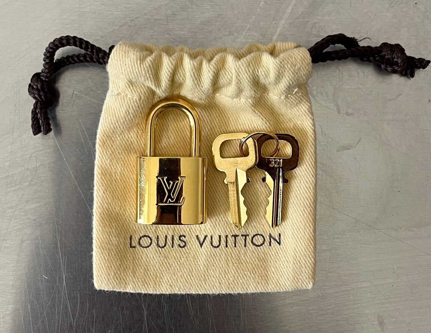 Louis Vuitton Montana Vernis