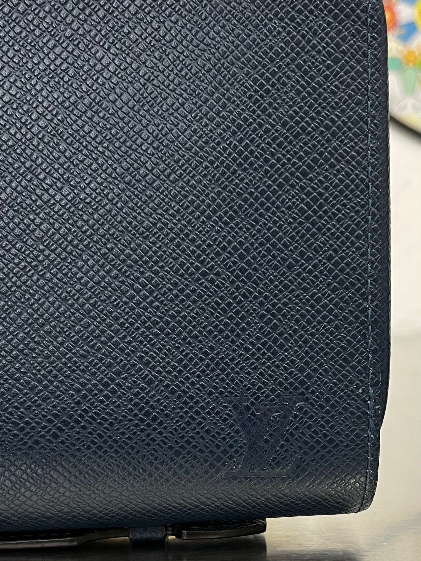 Louis Vuitton Zippy XL Taiga