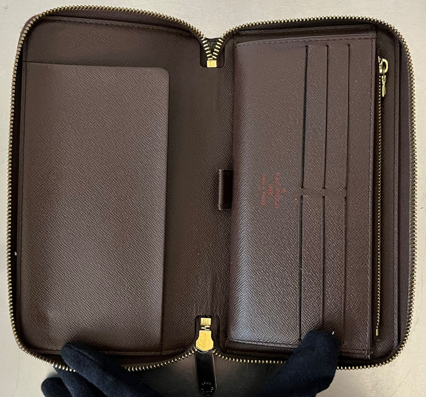 Louis Vuitton Zippy Organizer Damier