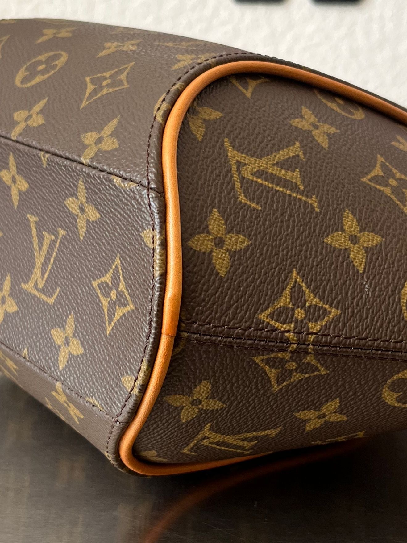 Louis Vuitton Ellipse PM