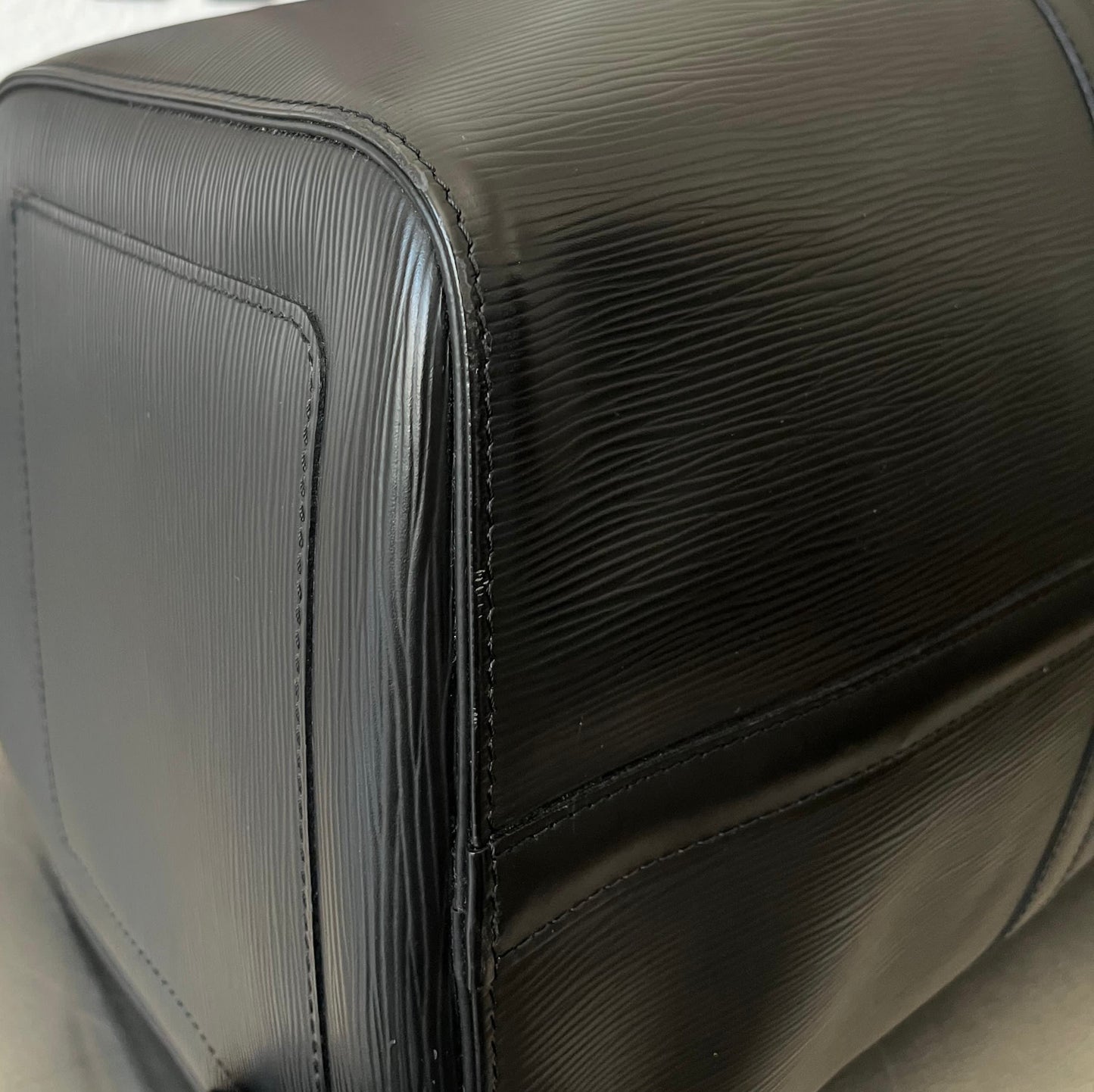 Louis Vuitton Keepall 50 Epi Leder