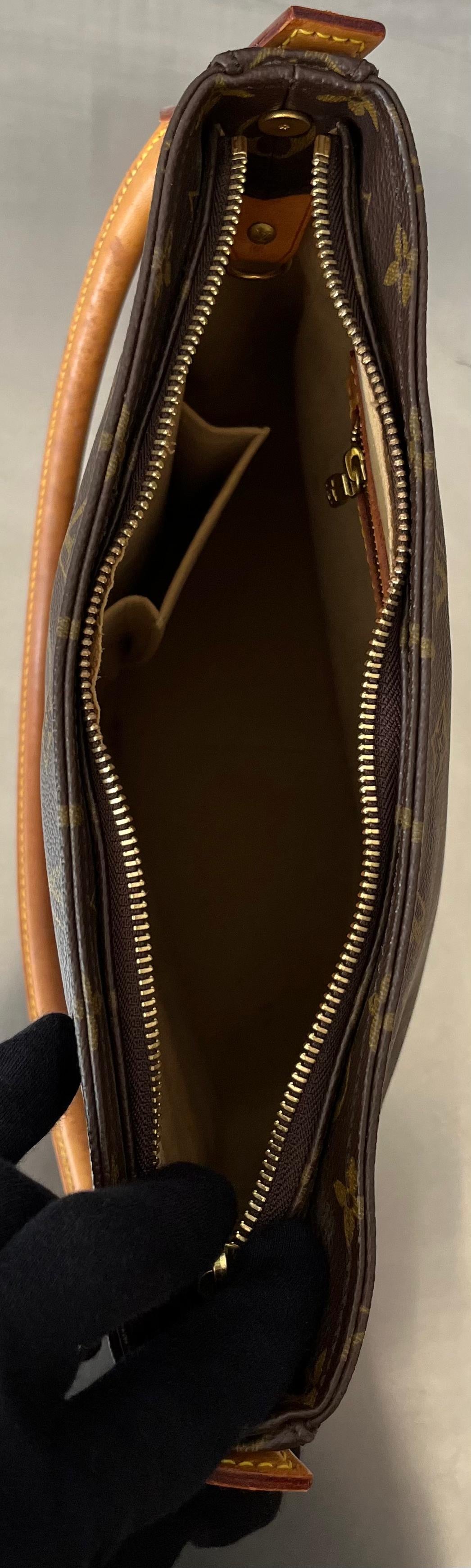 Louis Vuitton Looping GM