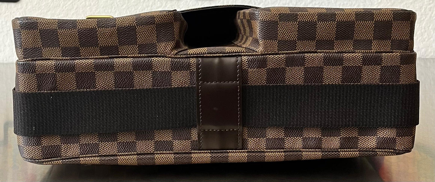 Louis Vuitton Broadway