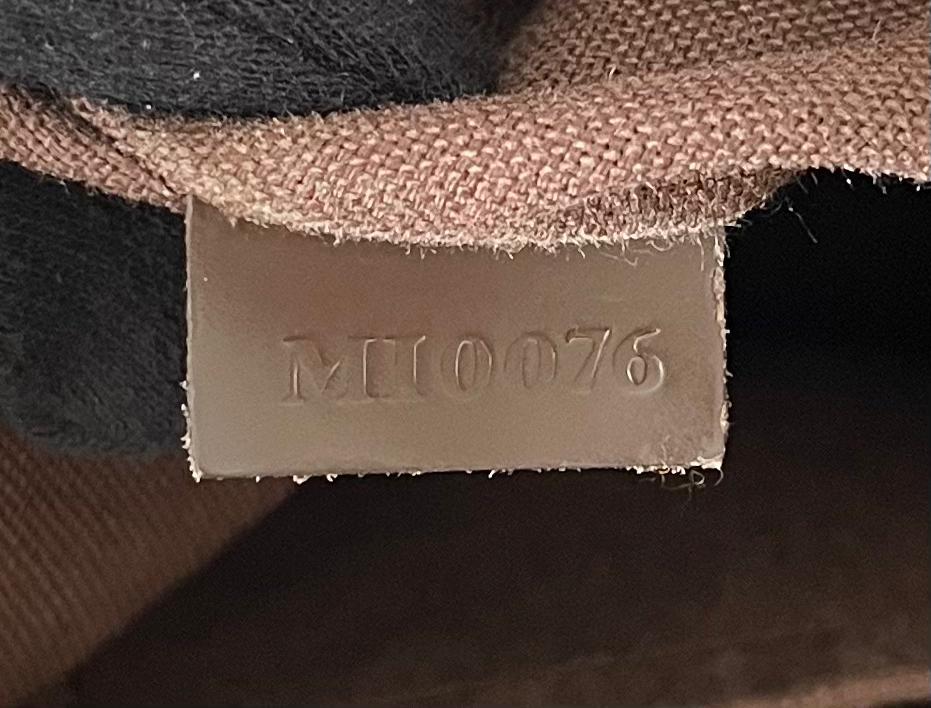 Louis Vuitton Reporter Melville