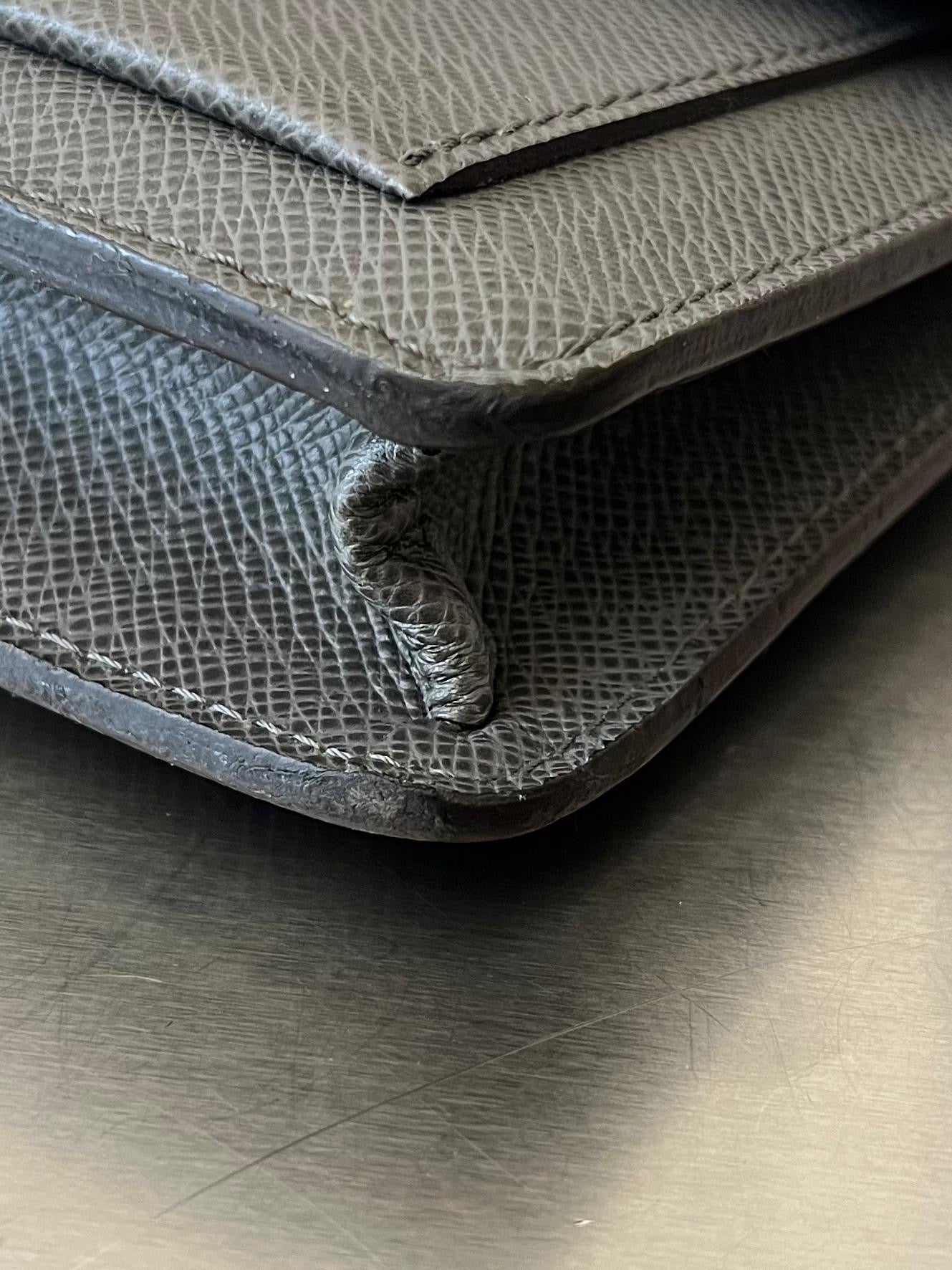 Louis Vuitton Neo Bellaia Taiga Leder