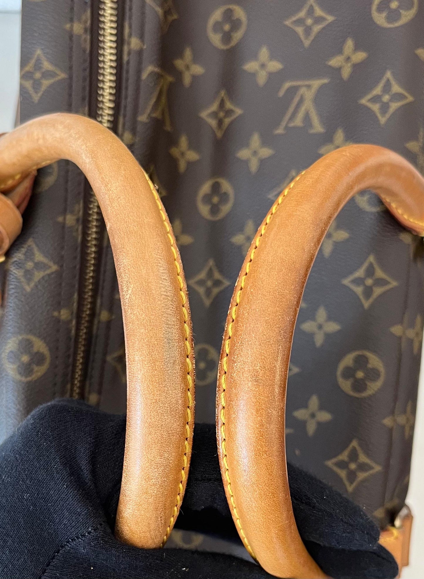 Louis Vuitton Sirius 65