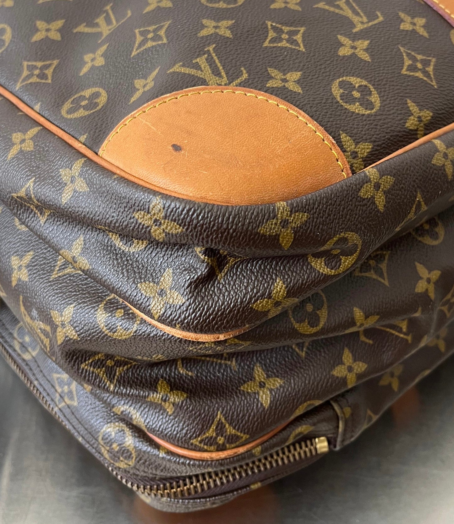 Louis Vuitton Sac Trois Posh 50