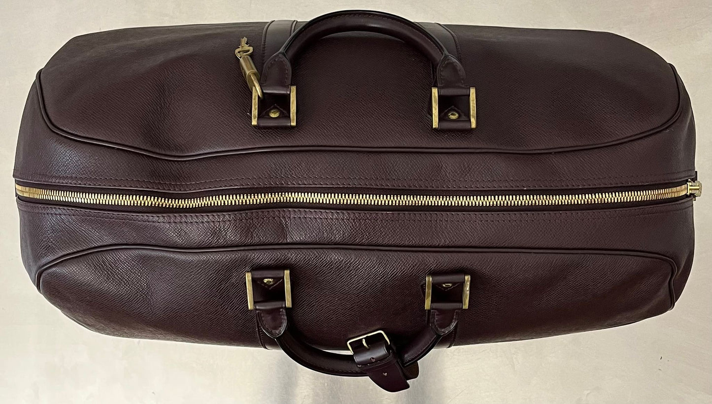 Louis Vuitton Kendall GM Taiga Leder