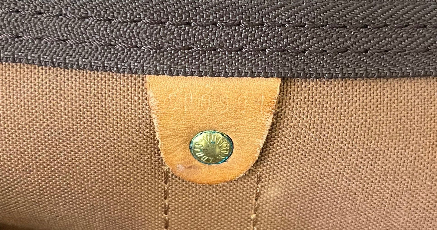 Louis Vuitton Keepall 55 Bandouliere