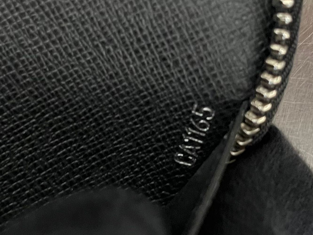 Louis Vuitton Zippy Organizer