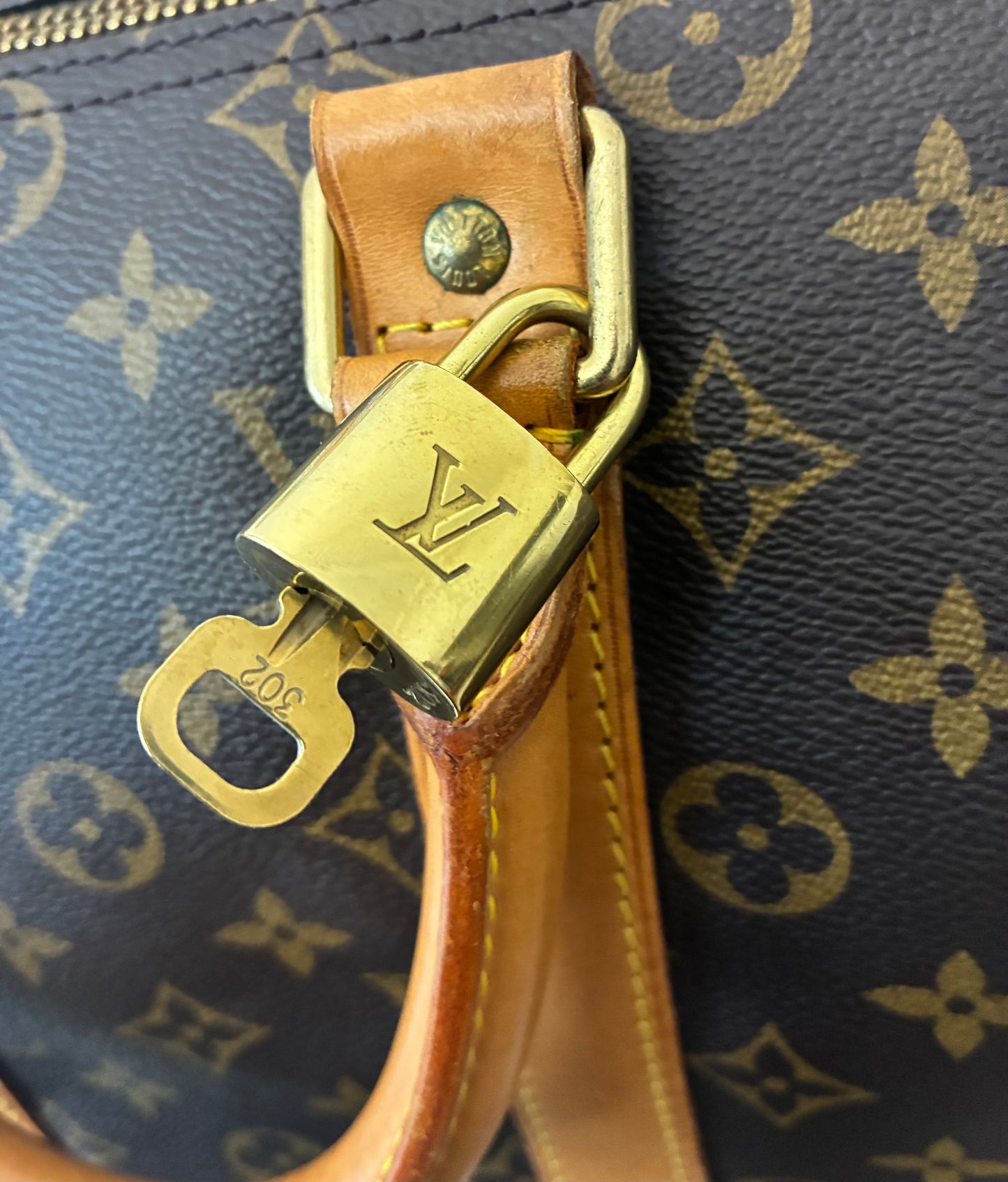 Louis Vuitton Keepall 45 Bandouliere