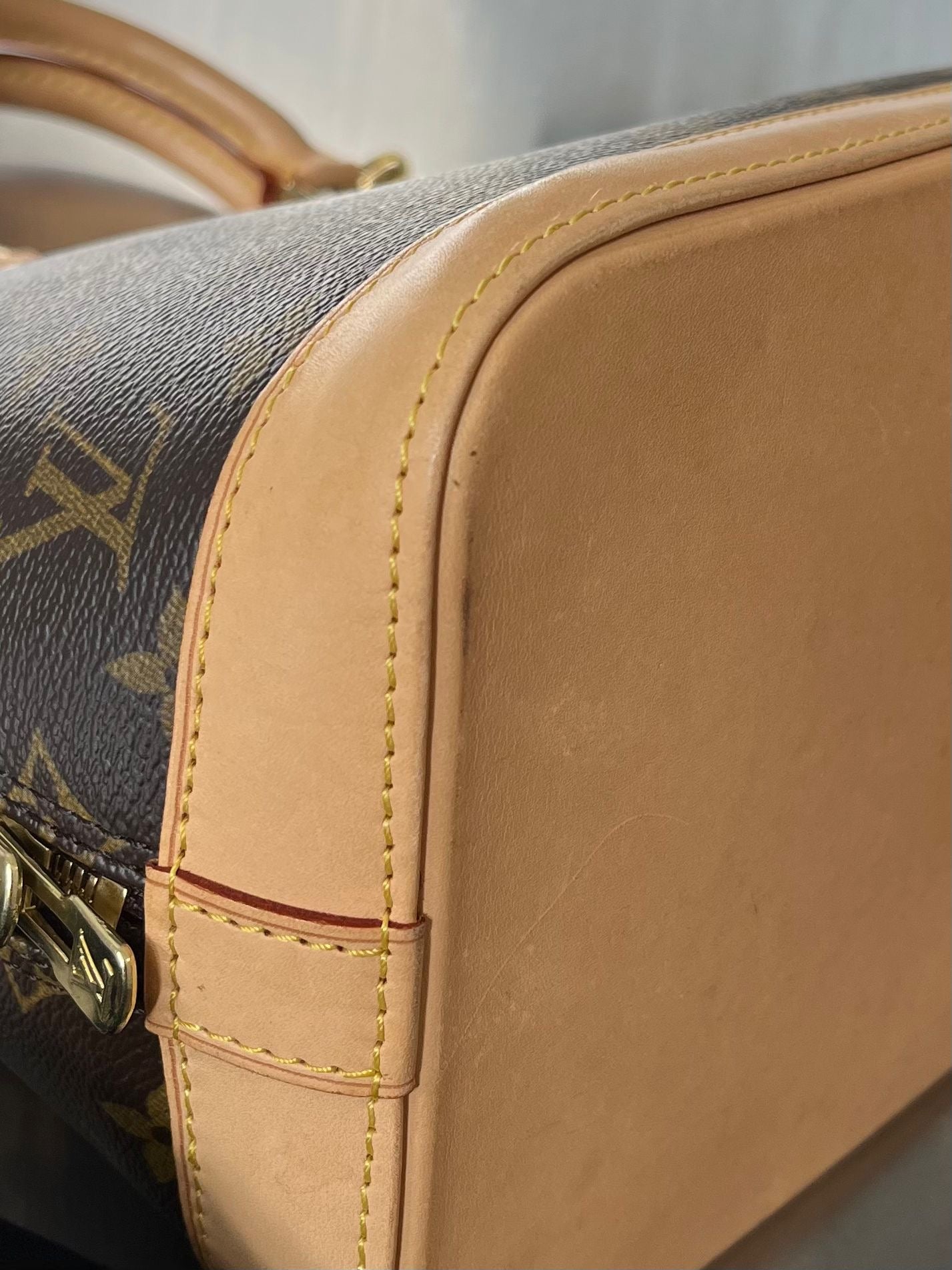 Louis Vuitton Alma PM