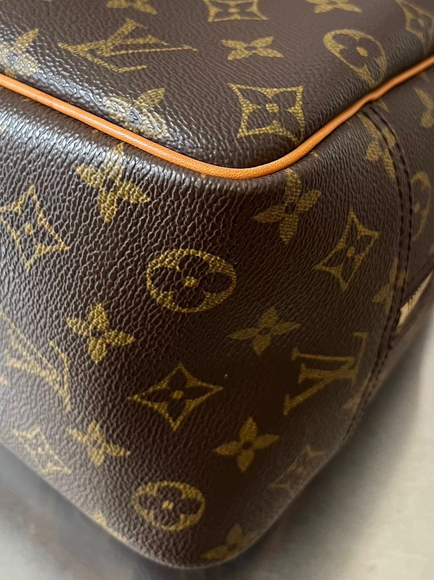 Louis Vuitton Deauville