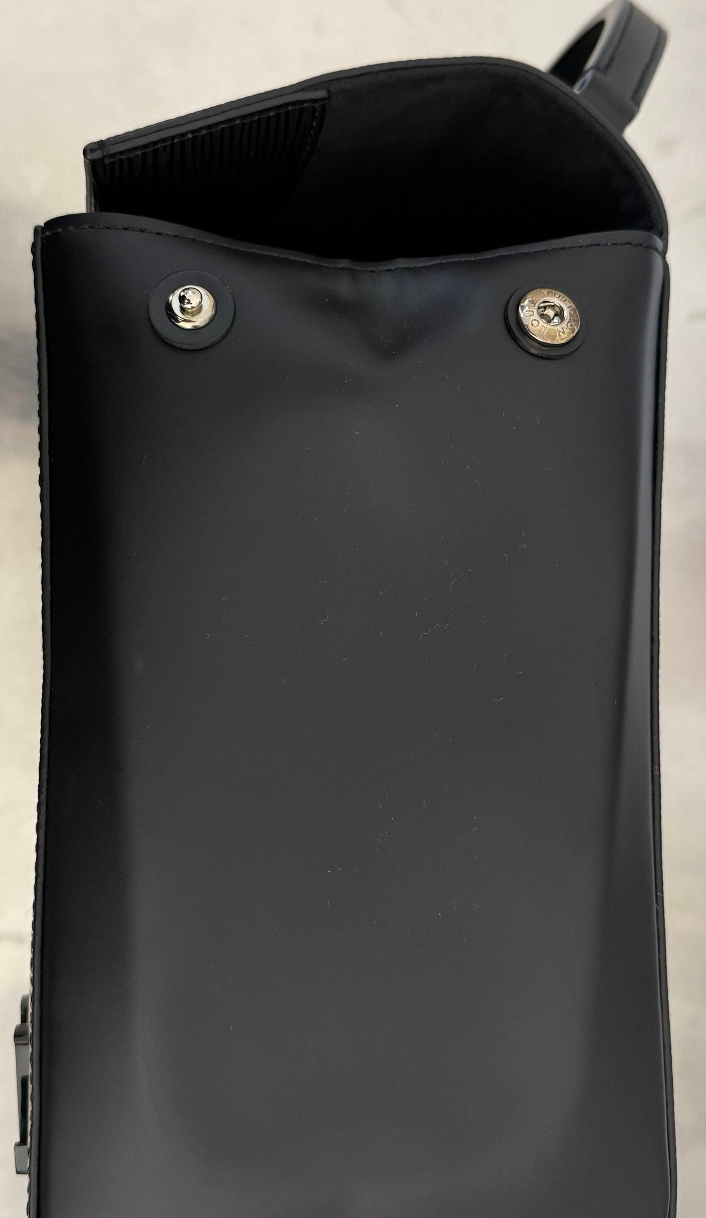 Louis Vuitton Cluny MM Epi