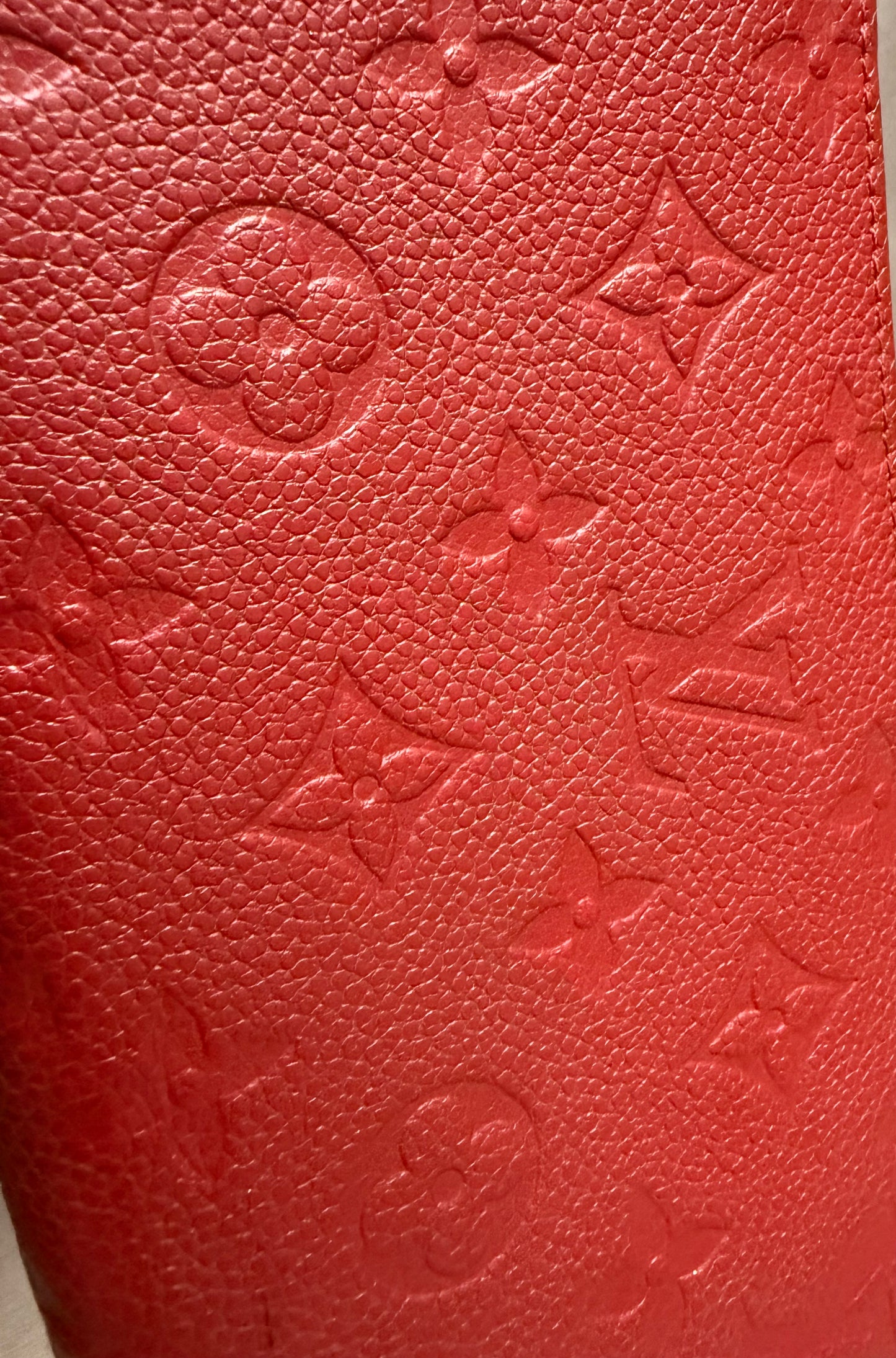 Louis Vuitton Zippy Monogram Empreinte Leder