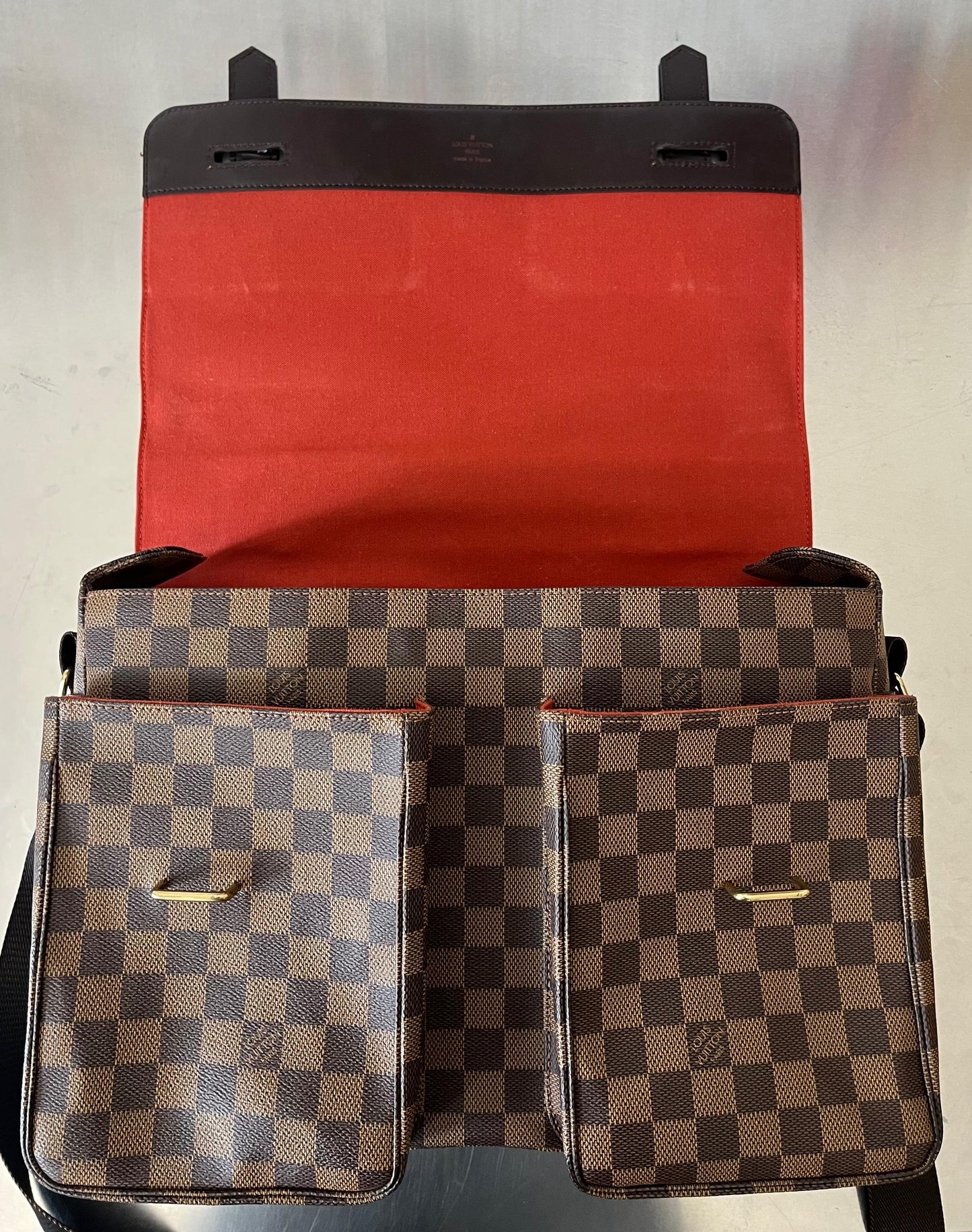 Louis Vuitton Broadway