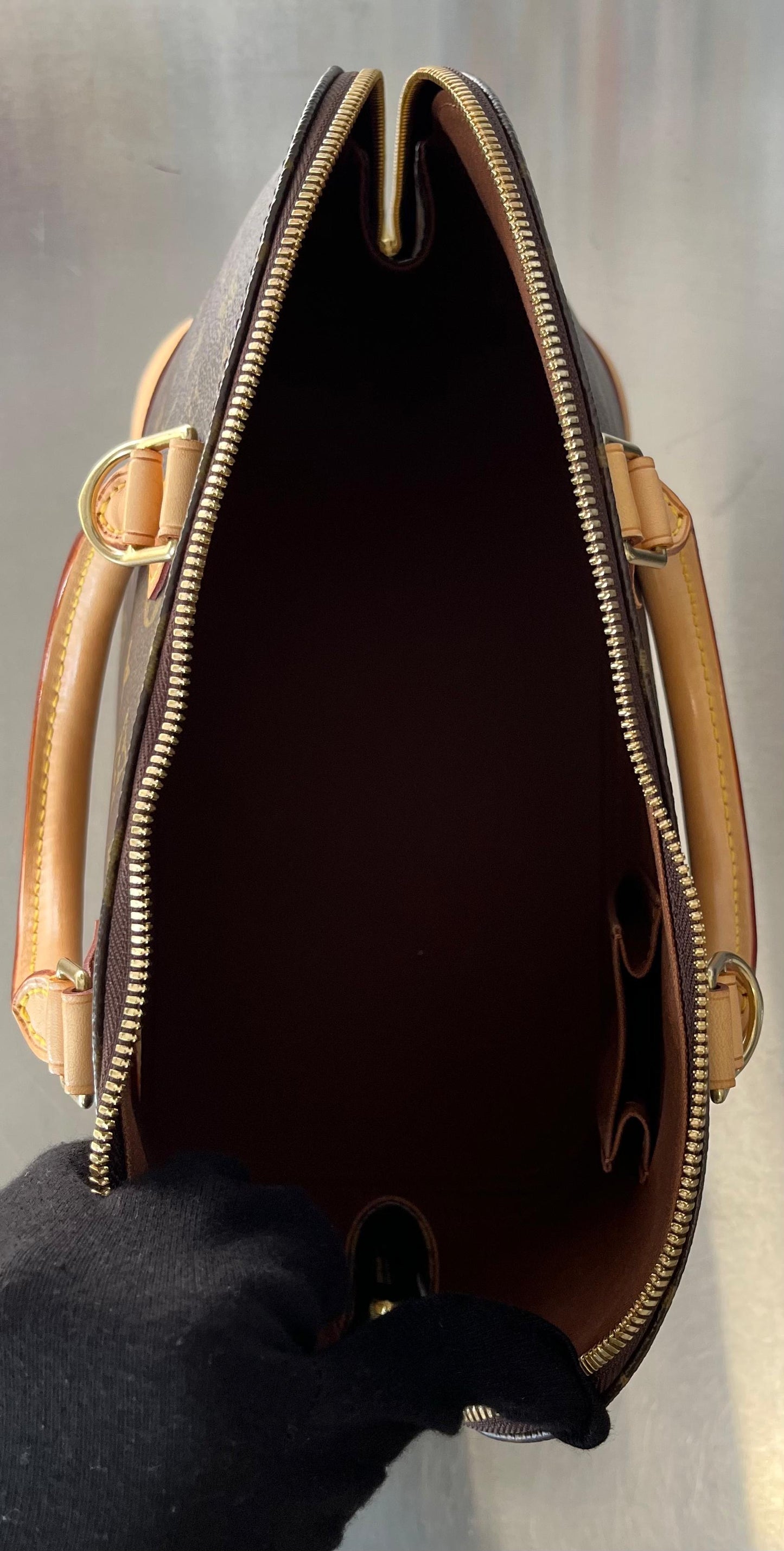 Louis Vuitton Alma PM