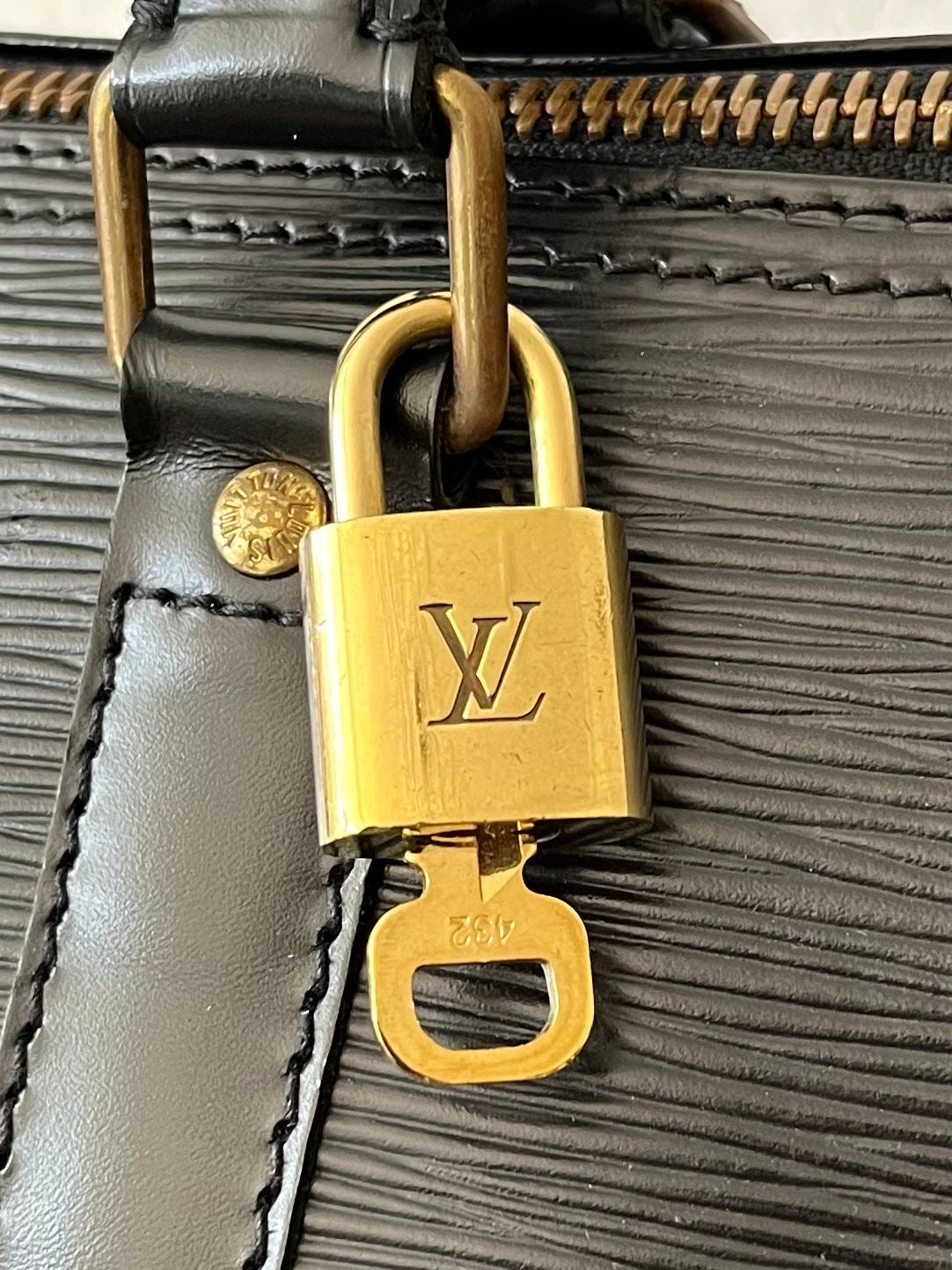 Louis Vuitton Keepall 45 Epi Leder