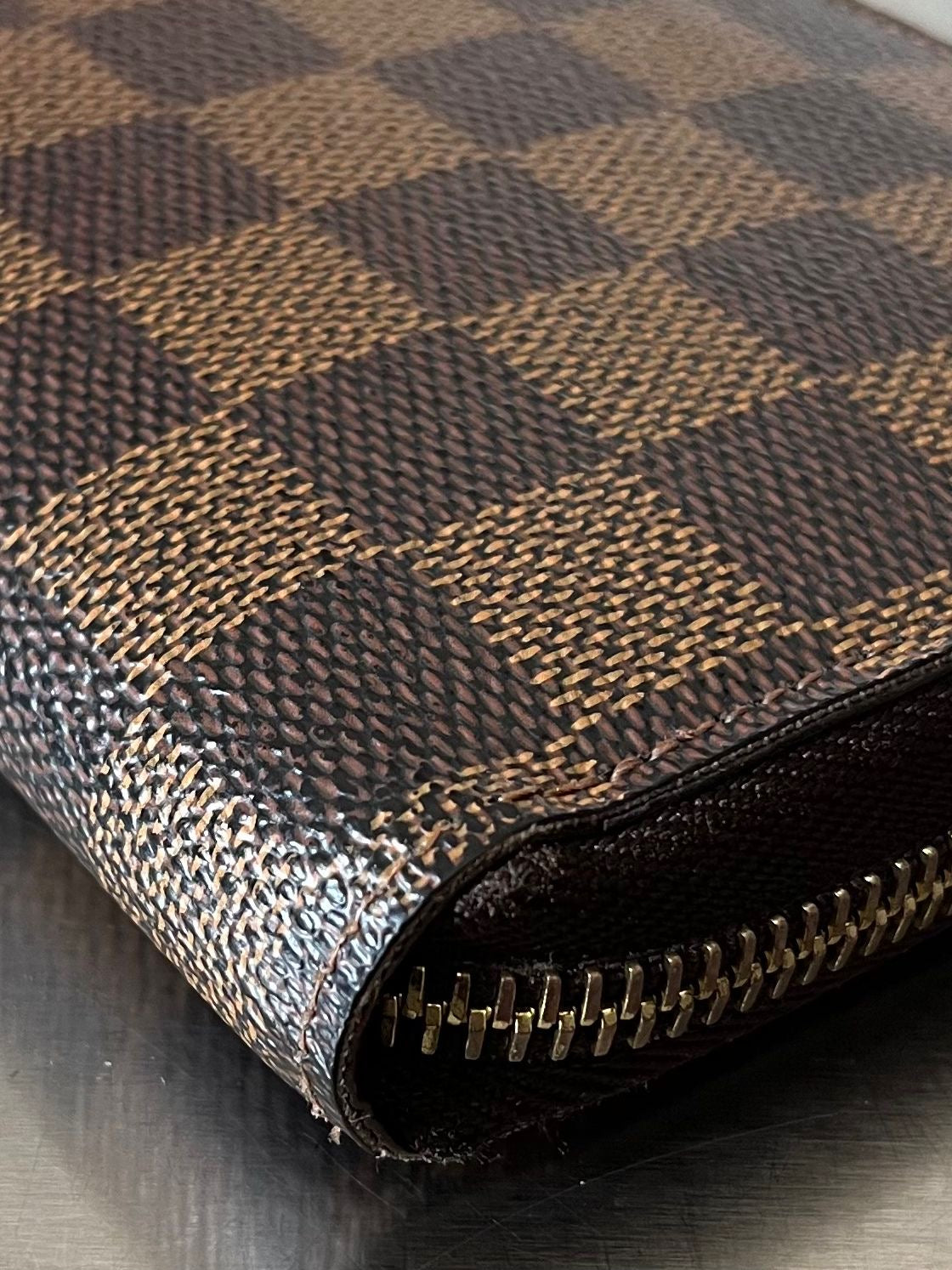Louis Vuitton Zippy Damier