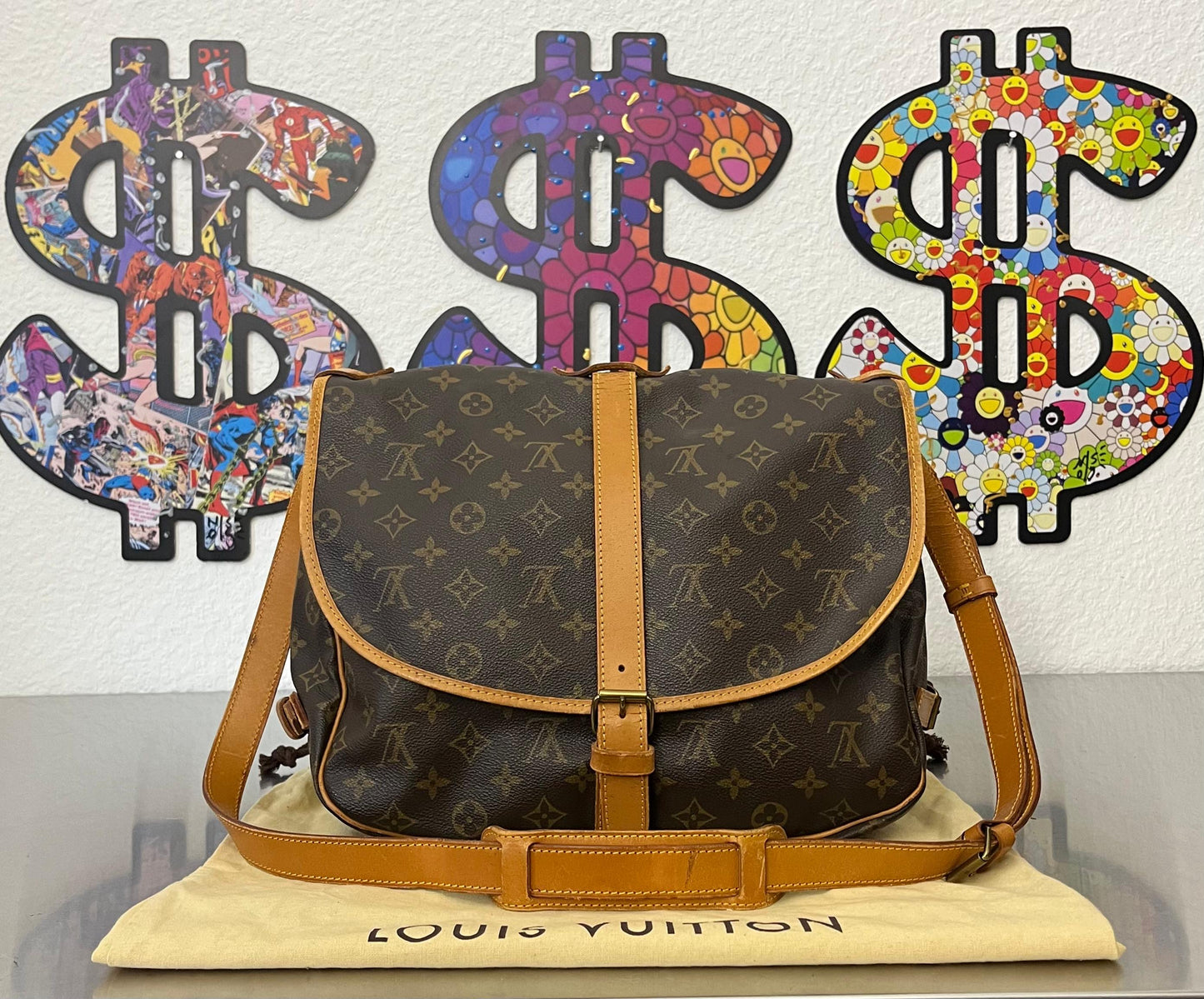 Louis Vuitton Saumur 35