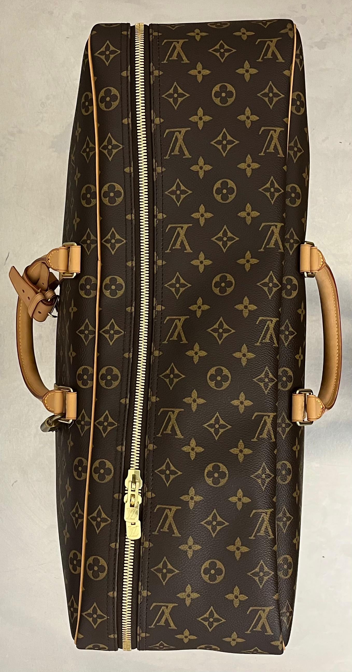 Louis Vuitton Sirius 55