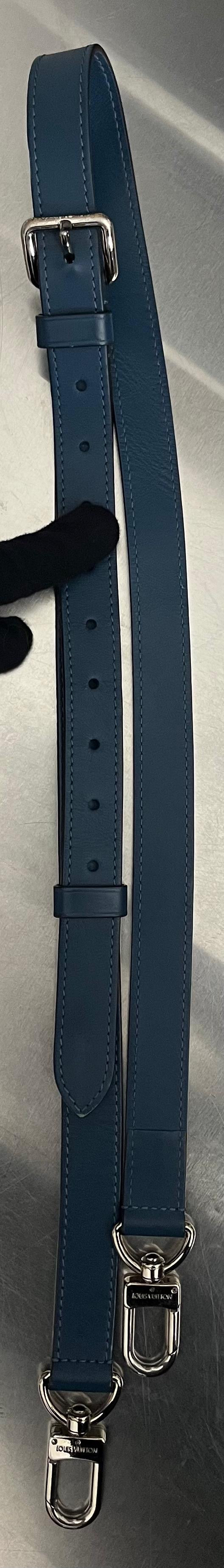 Louis Vuitton Porte Documents Jour Epi