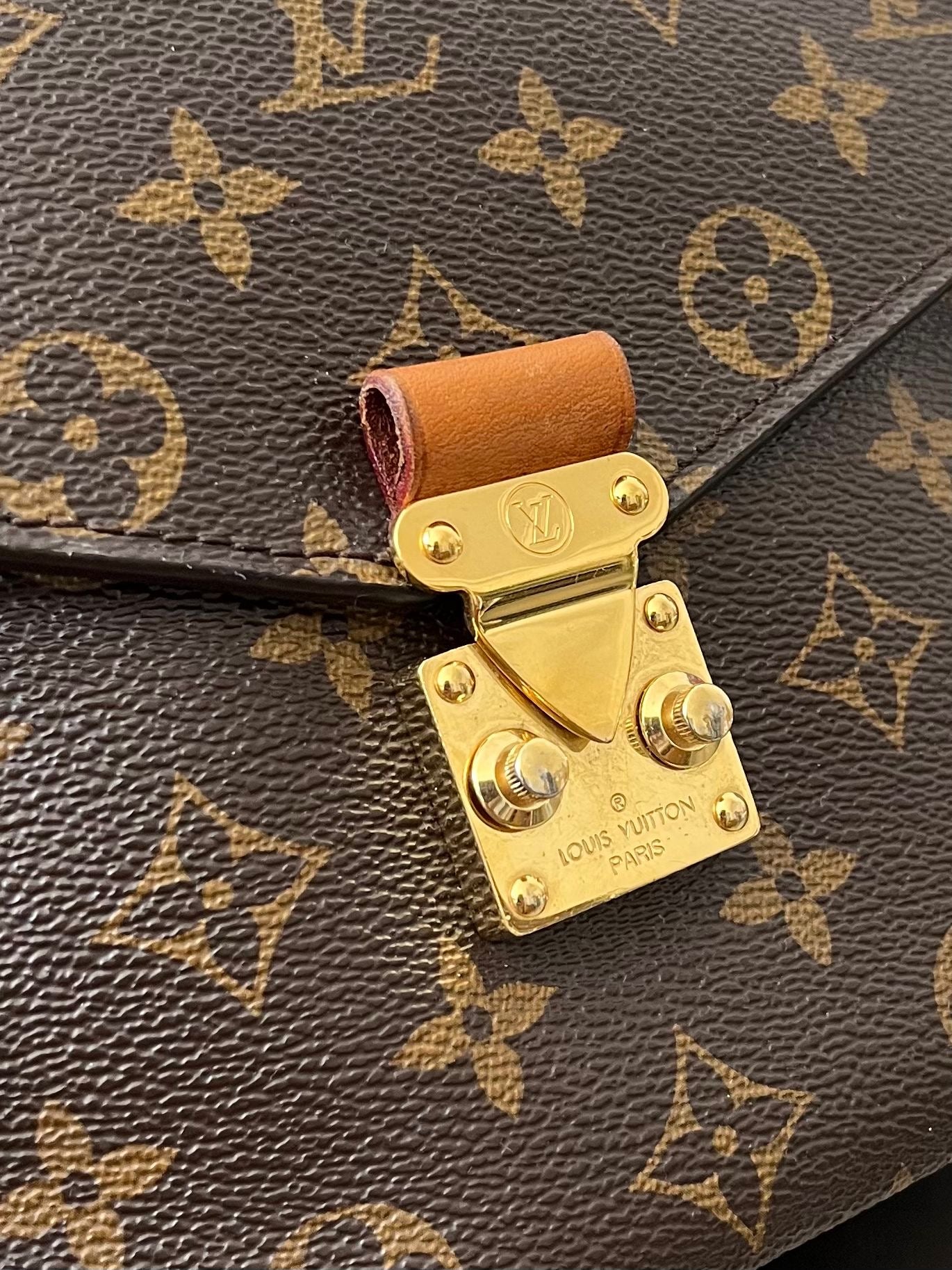 Louis Vuitton Metis Pochette MM