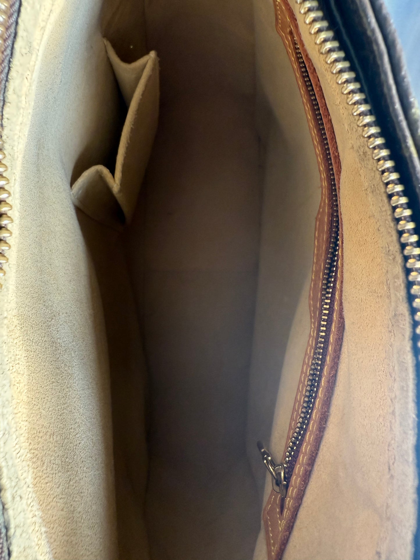 Louis Vuitton Looping GM