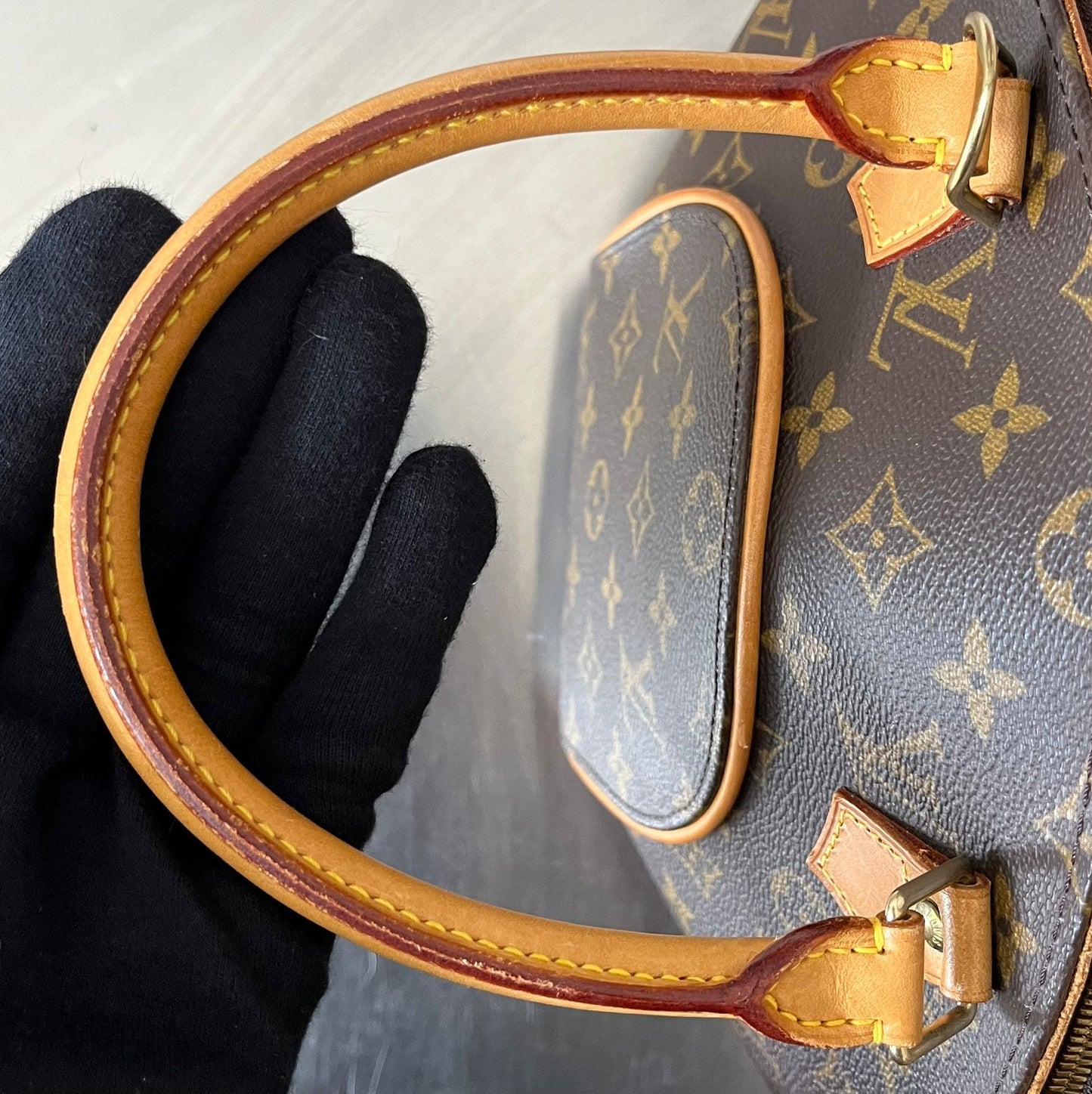 Louis Vuitton Ellipse PM
