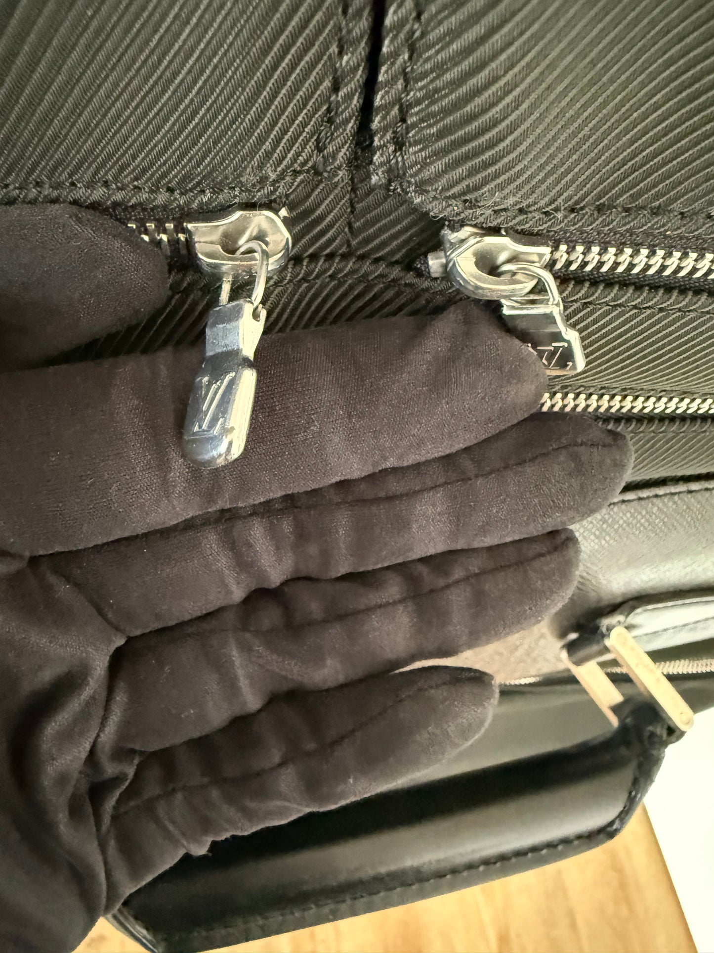 Louis Vuitton Cinq Cintre Kleidersack