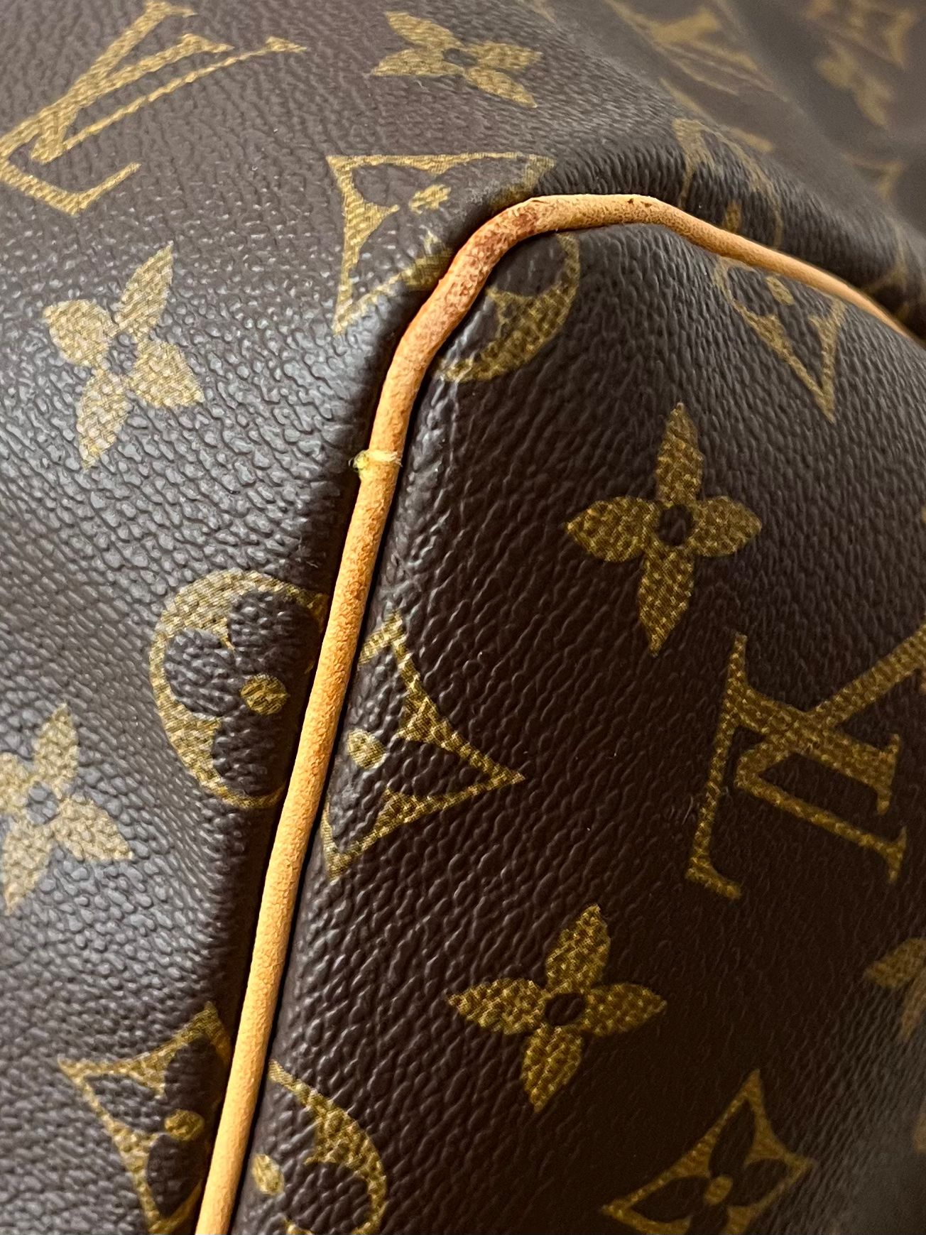 Louis Vuitton Keepall 55 Bandouliere