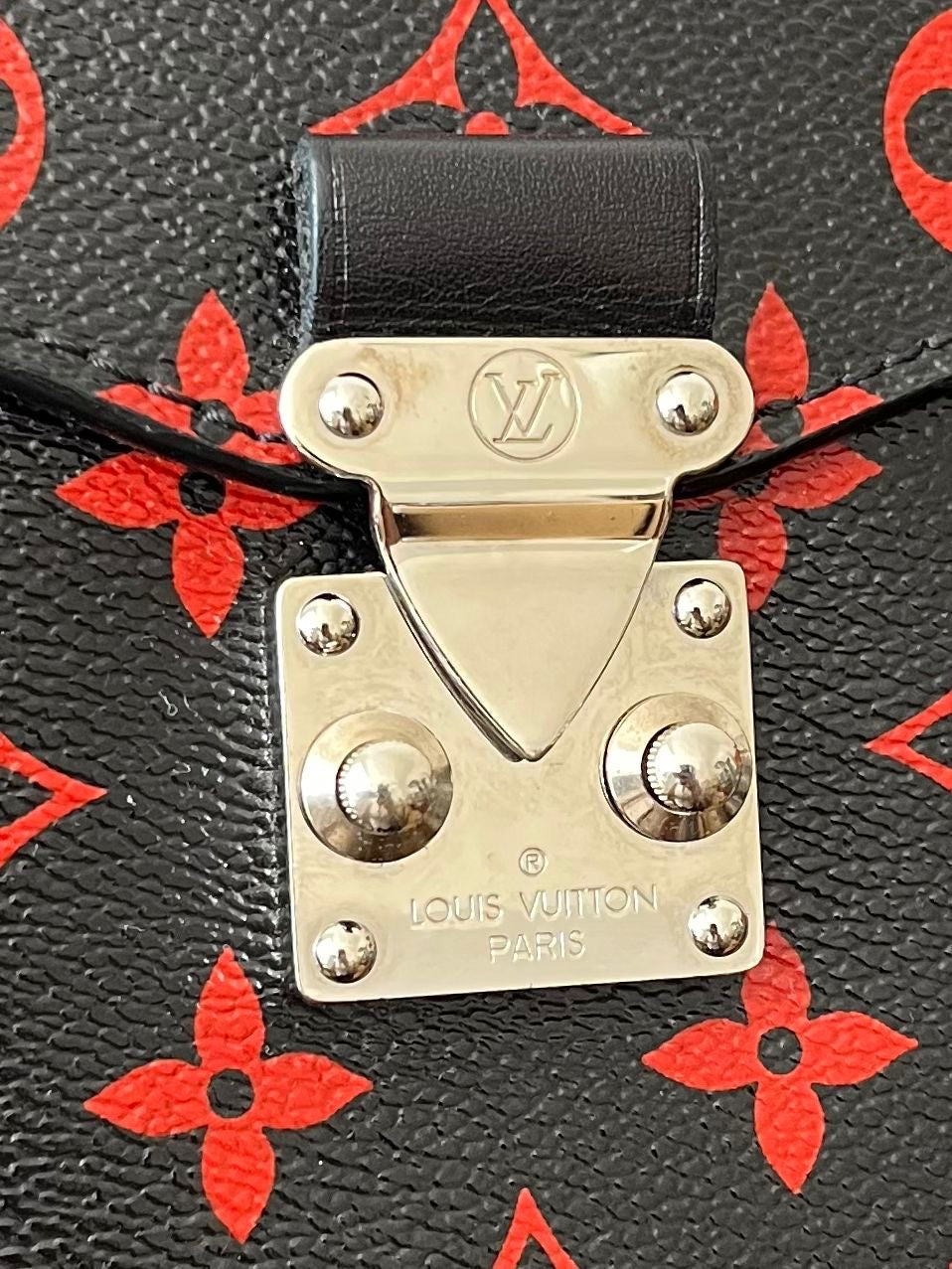 Louis Vuitton Metis Pochette Infrarouge (Limitiertes Modell)