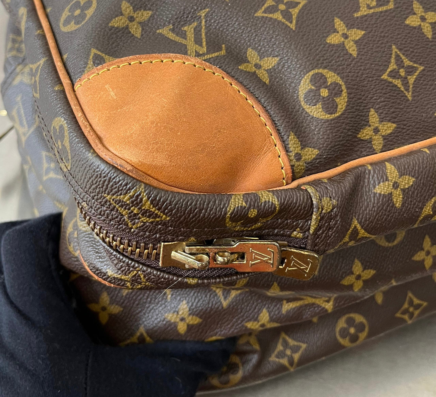 Louis Vuitton Sac Trois Posh 50